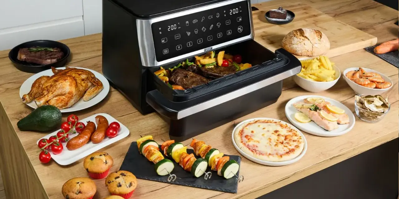 Frytkownica beztłuszczowa przygotowuje różnorodne dania: kurczaka, steki, rybę, szaszłyki, pizzę, frytki, krewetki i muffiny.